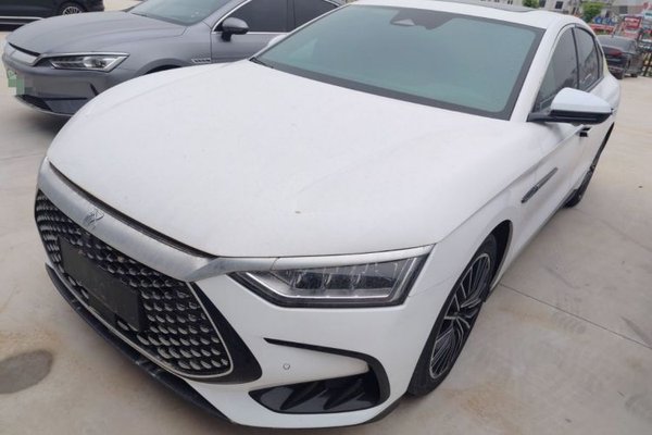 BYD Han · 2022 год