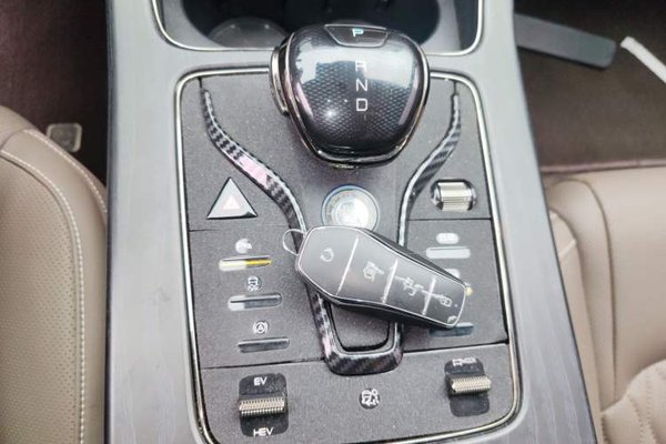 BYD Han 2022, 69200 км, за 16462 USD - фото 17