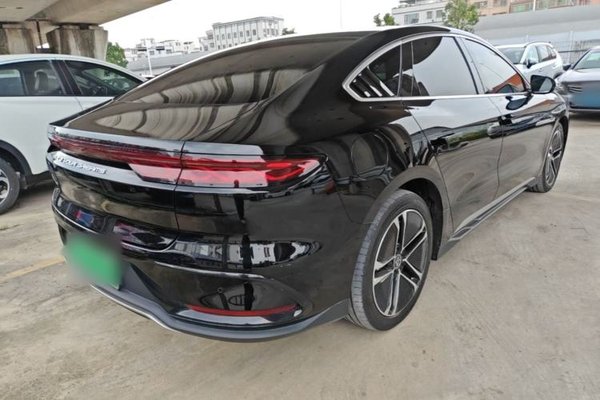 BYD Han 2023, 31100 км, за 19425 USD - фото 6