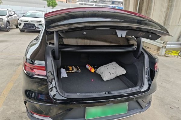 BYD Han 2023, 31100 км, за 19425 USD - фото 27
