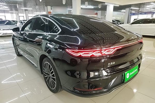 BYD Han 2023, 98800 км, за 16810 USD