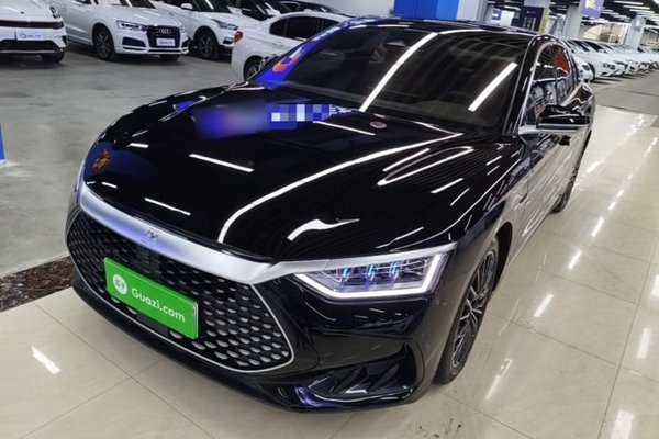 BYD Han · 2023 год