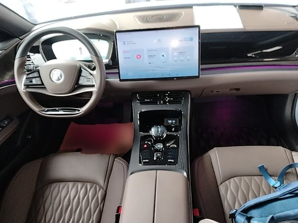 BYD Han 2023, 11800 км, за 18536 USD - фото 13