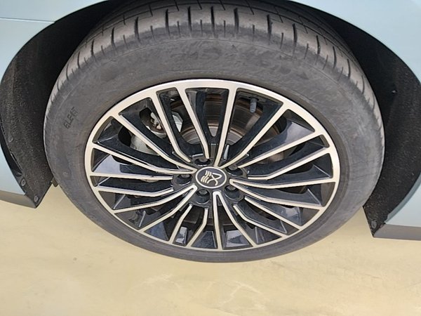 BYD Han 2023, 11800 км, за 18536 USD - фото 8