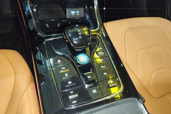 BYD Han 2023, 37600 км, за 15101 USD - фото 16