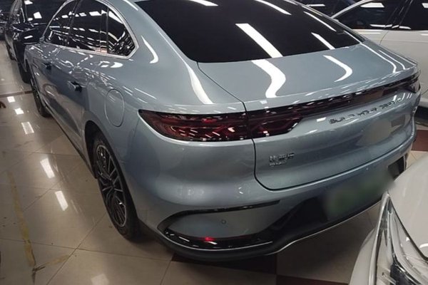 BYD Han 2023, 61100 км, за 15984 USD