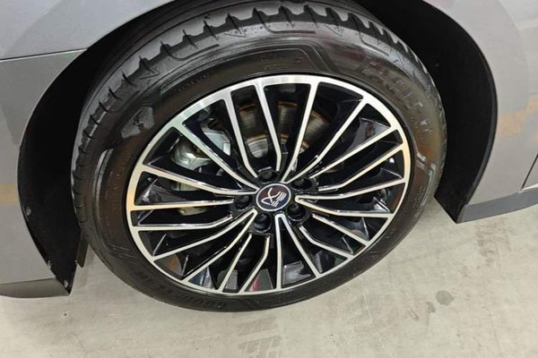 BYD Han 2023, 64000 км, за 17117 USD - фото 12