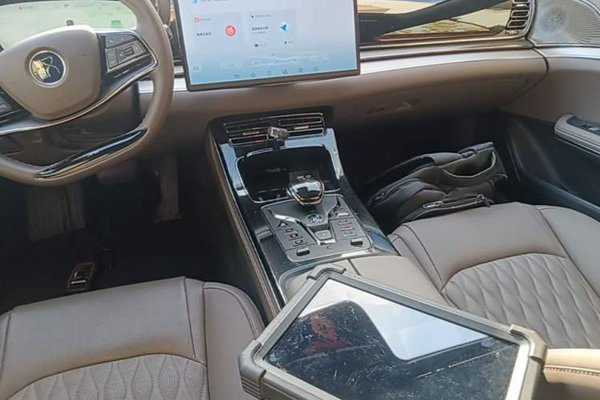 BYD Han 2023, 32400 км, за 17399 USD - фото 22