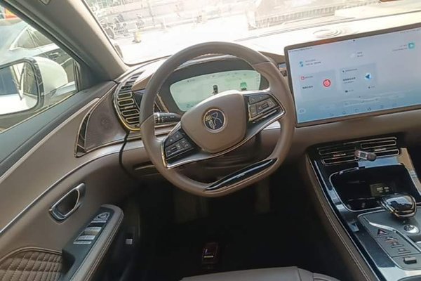 BYD Han 2023, 32400 км, за 17399 USD - фото 19