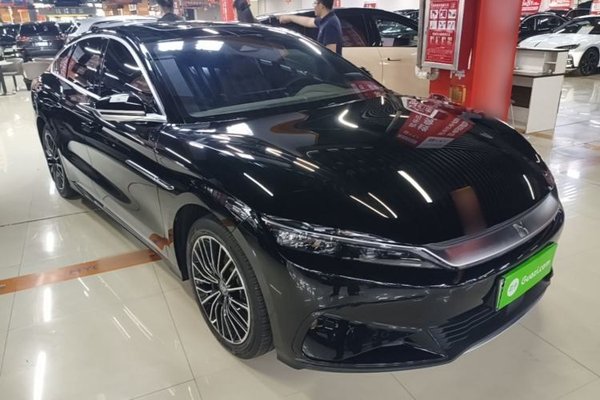 BYD Han 2024, 21600 км, за 19925 USD