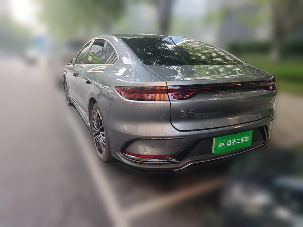 BYD Han 2024, 14100 км, за 19155 USD