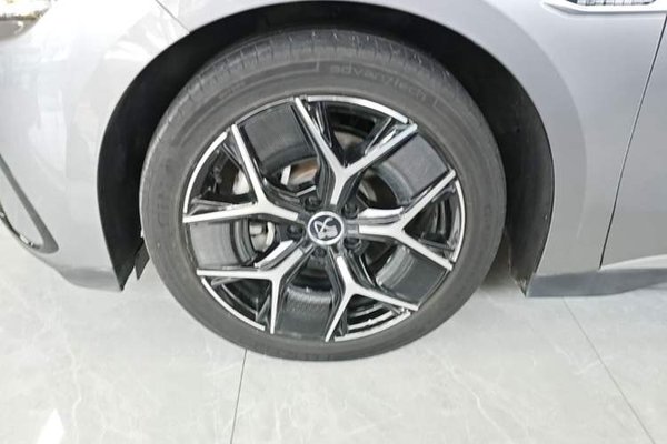 BYD Han 2024, 72000 км, за 19573 USD - фото 8