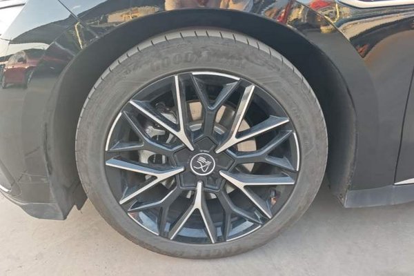 BYD Han 2024, 15500 км, за 18817 USD - фото 8