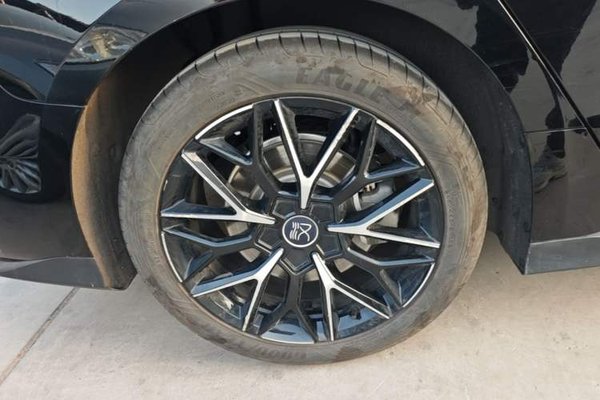 BYD Han 2024, 15500 км, за 18817 USD - фото 10