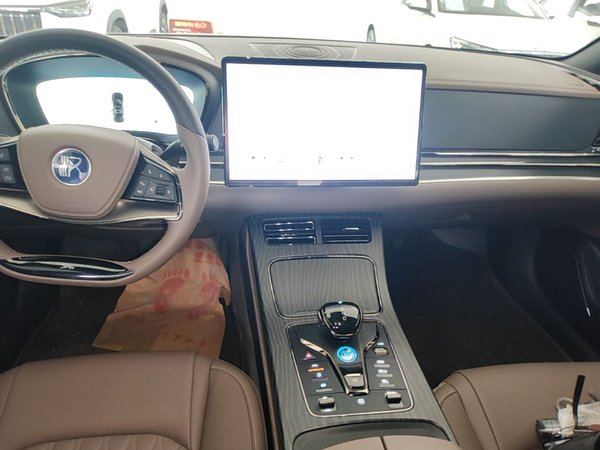 BYD Han 2024, 39000 км, за 17765 USD - фото 16