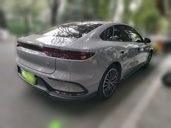 BYD Han 2025, 12800 км, за 23487 USD - фото 6