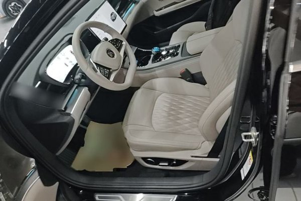 BYD Han 2025, 3400 км, за 23752 USD - фото 23