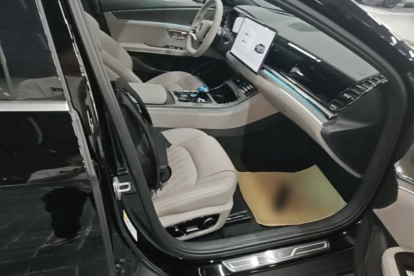 BYD Han 2025, 3400 км, за 23752 USD - фото 28