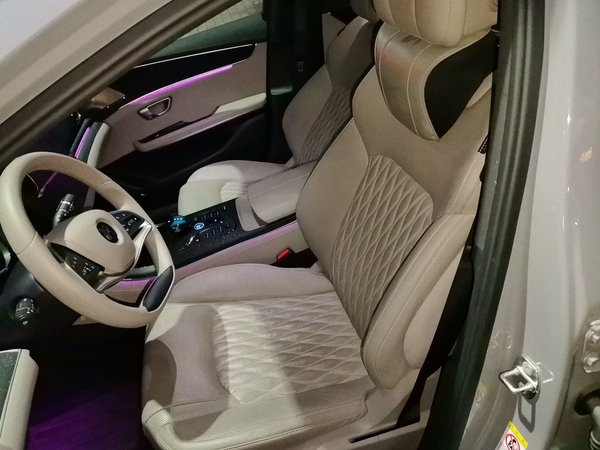BYD Han 2025, 40000 км, за 17151 USD - фото 16