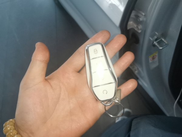 BYD Han 2025, 14800 км, за 20910 USD - фото 12