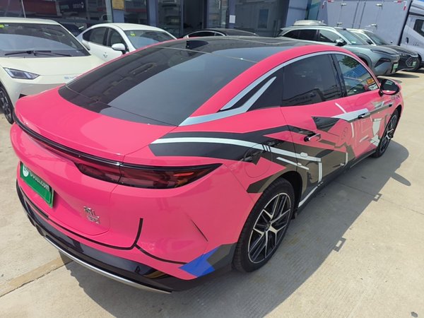 BYD Han L 2025, 1500 км, за 31933 USD - фото 6