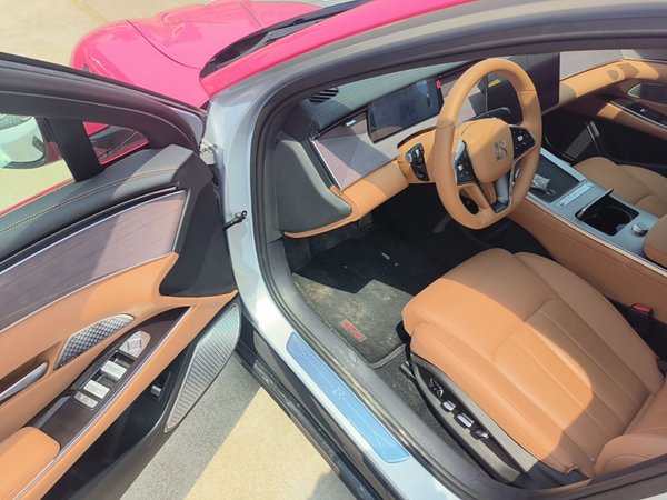 BYD Han L 2025, 1500 км, за 31933 USD - фото 19