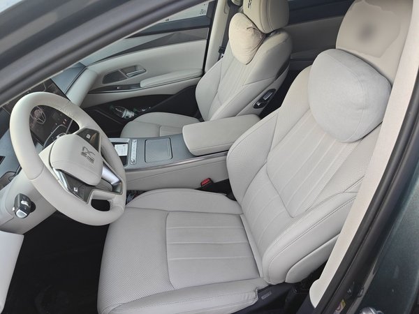 BYD Han L 2025, 31500 км, за 27235 USD - фото 16