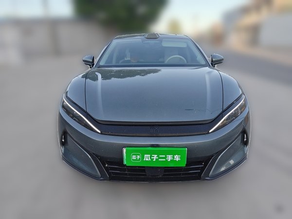 BYD Han L 2025, 31500 км, за 27235 USD