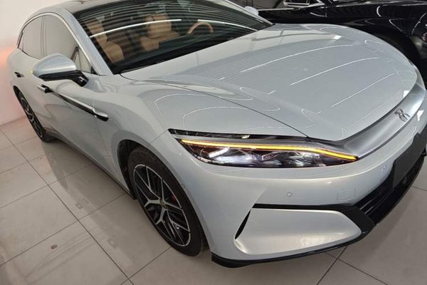 BYD Han L 2025, 14800 км, за 30043 USD