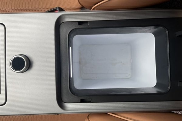 BYD Han L 2025, 44900 км, за 27753 USD - фото 31