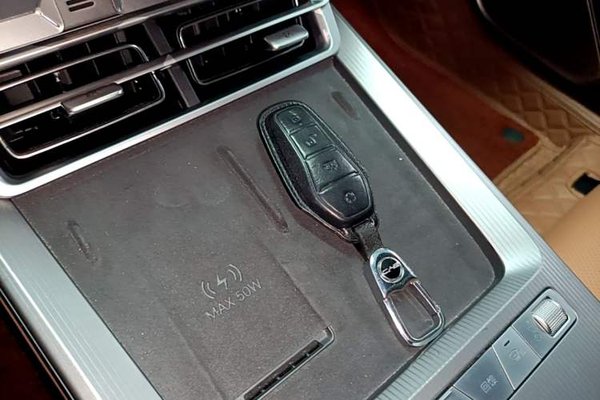BYD Han L 2025, 44900 км, за 27753 USD - фото 37