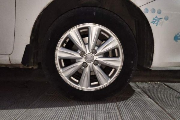 BYD L3 2012, 83699 км, за 2454 USD - фото 8