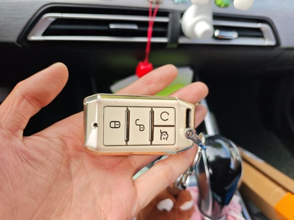 BYD Qin 2019, 71000 км, за 4175 USD - фото 9