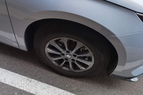 BYD Qin L 2024, 23400 км, за 11622 USD - фото 6
