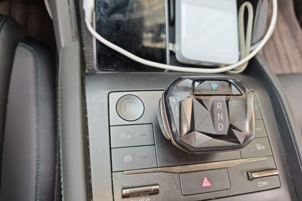 BYD Qin L 2024, 31300 км, за 10427 USD - фото 11