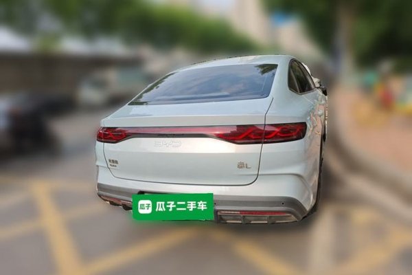 BYD Qin L 2024, 31300 км, за 10427 USD