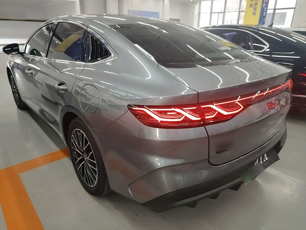 BYD Qin L 2024, 36600 км, за 13278 USD