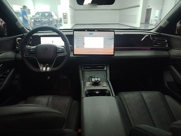 BYD Qin L 2024, 36600 км, за 13278 USD - фото 13