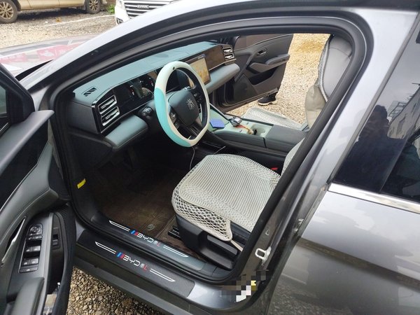 BYD Qin L 2024, 9300 км, за 11776 USD - фото 13