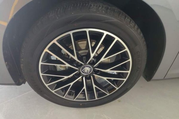 BYD Qin L 2024, 9700 км, за 14513 USD - фото 10