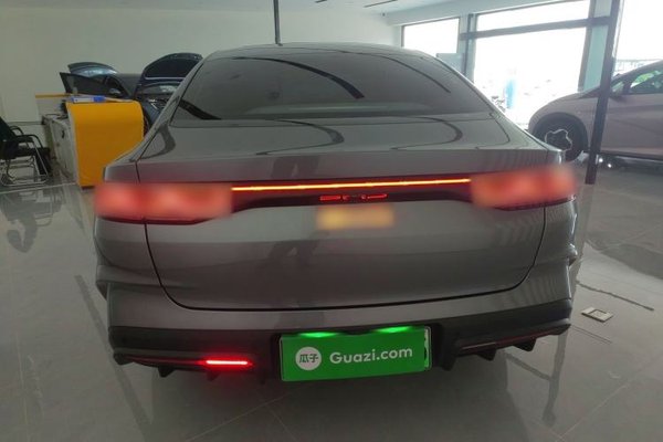 BYD Qin L 2024, 9700 км, за 14513 USD