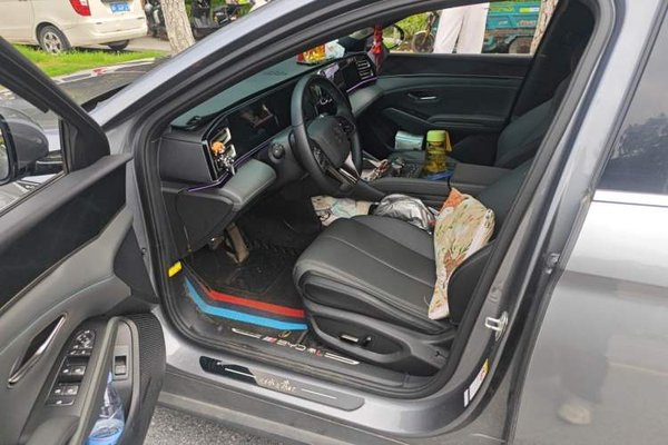 BYD Qin L 2024, 65100 км, за 12569 USD - фото 19