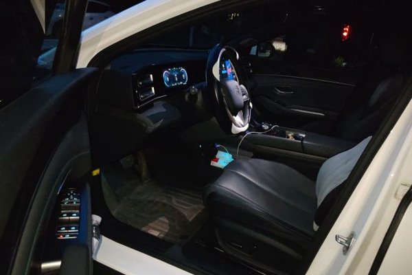 BYD Qin L 2024, 114300 км, за 9990 USD - фото 17
