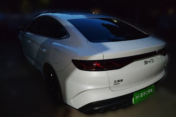 BYD Qin L 2024, 114300 км, за 9990 USD