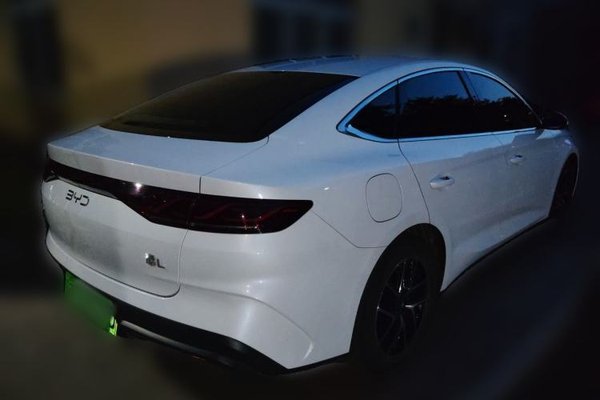 BYD Qin L 2024, 114300 км, за 9990 USD - фото 6