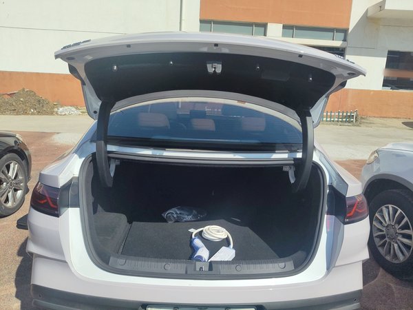 BYD Qin L 2024, 25500 км, за 14161 USD - фото 15