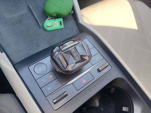 BYD Qin L 2024, 25500 км, за 14161 USD - фото 19