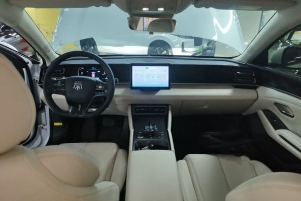 BYD Qin L 2024, 2800 км, за 11032 USD - фото 13