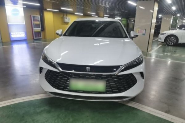 BYD Qin L 2024, 2800 км, за 11032 USD