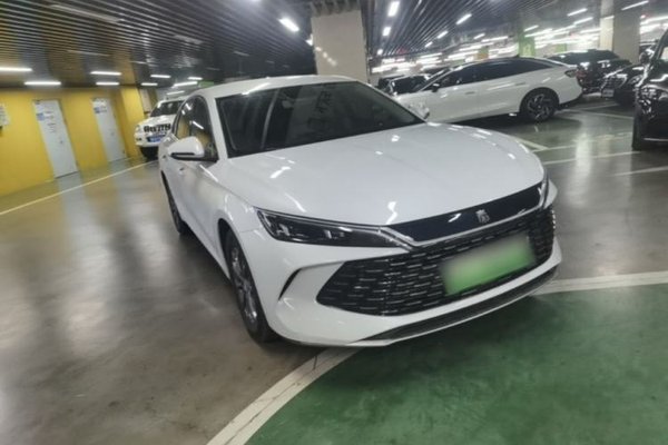 BYD Qin L 2024, 2800 км, за 11032 USD